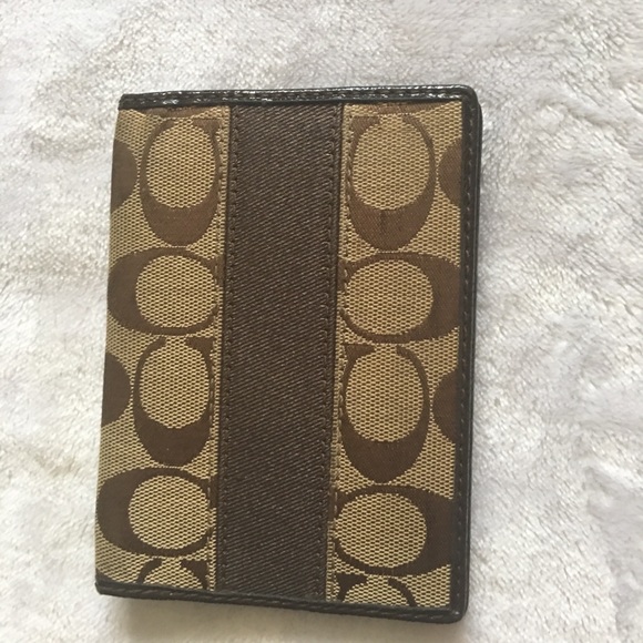 Coach Wallet - Picture 1 of 3